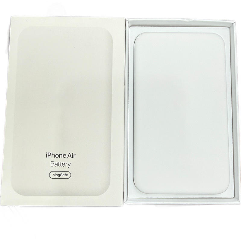 iPhone Air MagSafe Power Bank - Packaging
